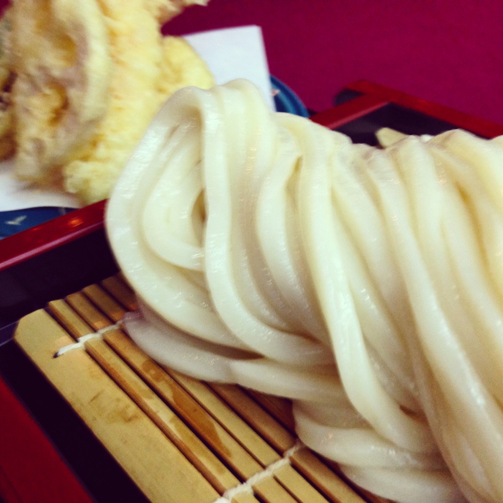 秋の関東旅8：麻布十番で本格讃岐うどんを食す宿